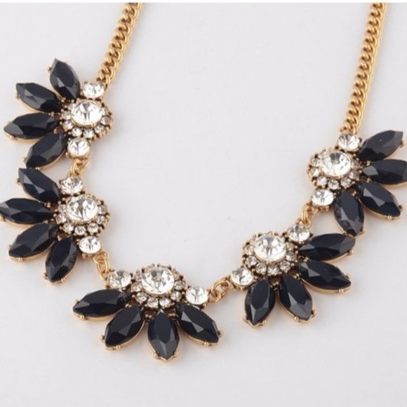 J. Crew Jewelry - J.CREW CRYSTALS STATEMENT NECKLACE